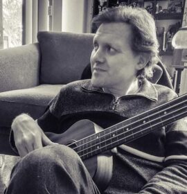 Broadway Bass & Guitar Lessons